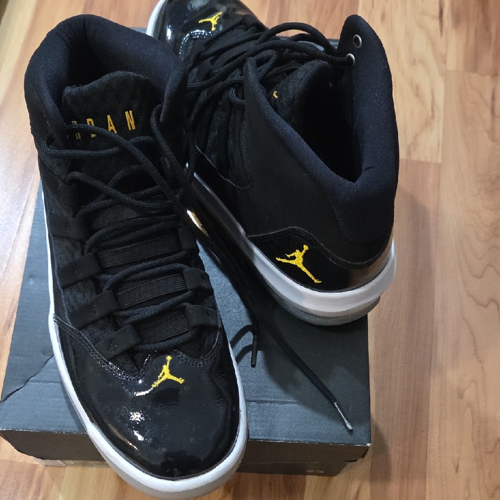 Jordan Black and Yellow Men's Sneakers